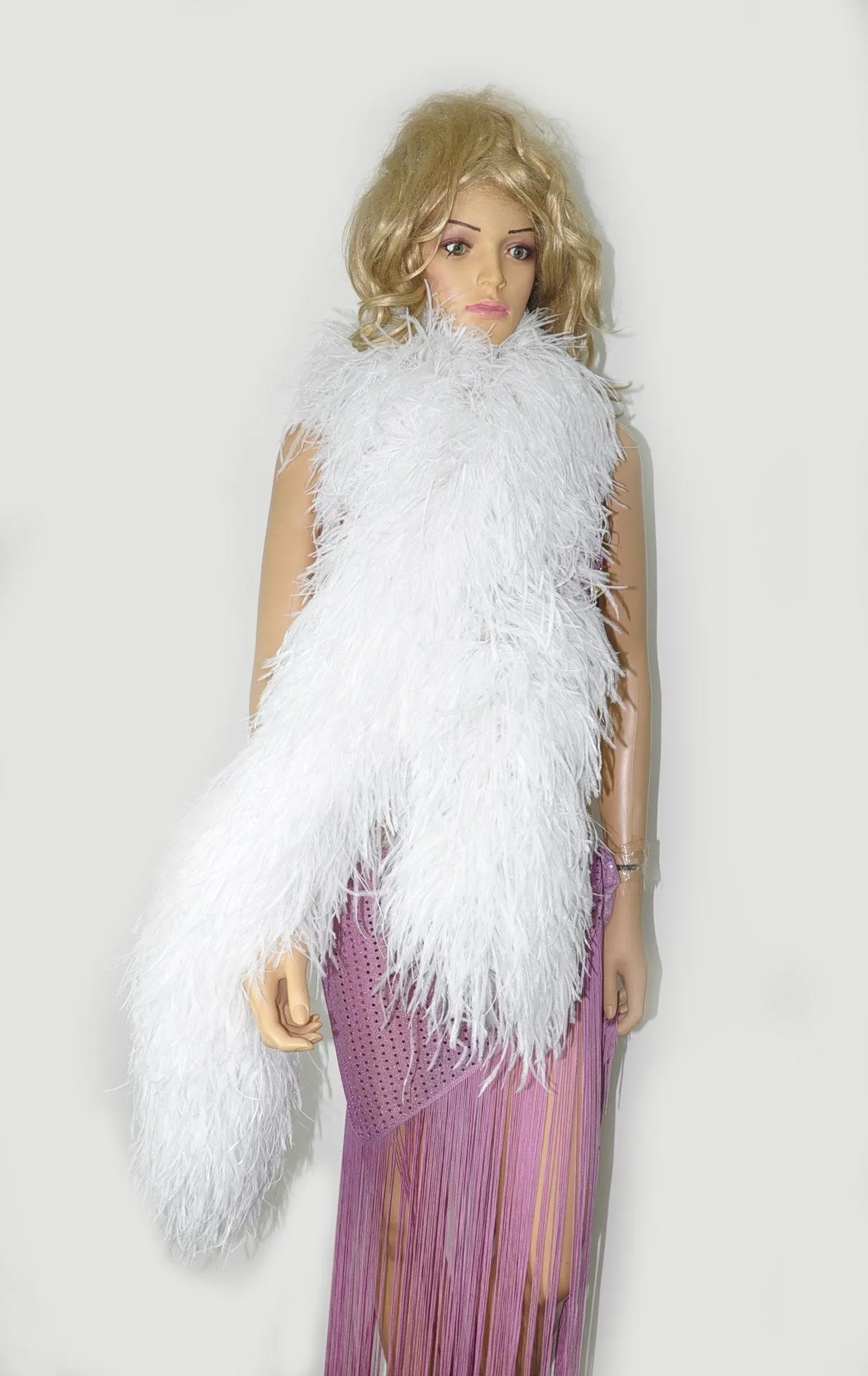 Luxurious White 20 Ply Ostrich Feather Boa